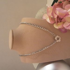 C 1946 Charm Necklace Flower Decorative Clavicle Necklace Chain Necklace